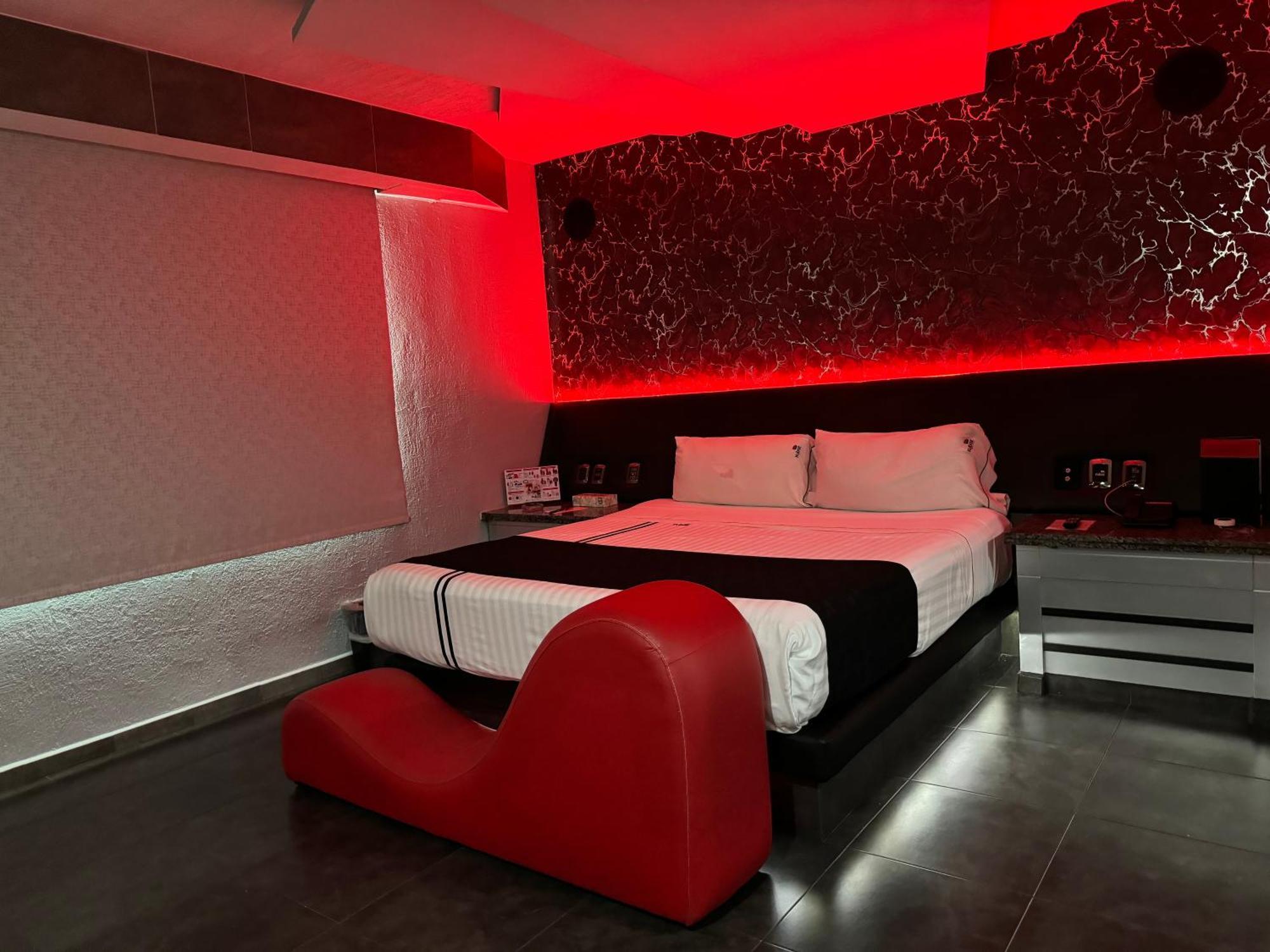 Kuboz Motor Hotel Zapopan Zewnętrze zdjęcie